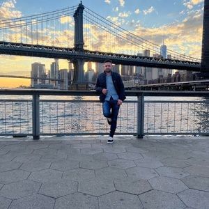 Meet your Posher, Juan